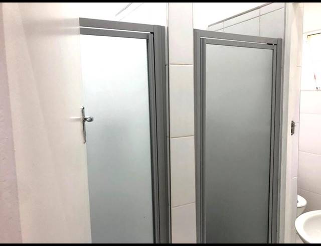 5 BEDROOM HOUSE FOR SALE IN SCOTTSVILLE